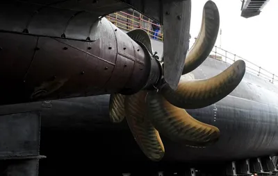 Почему гребные винты подводных лодок имеют больше лопастей, чем винты  надводных судов | Пацан к успеху шёл... | Дзен