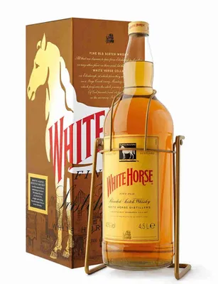 White Horse Scotch Whisky Stock Photo - Download Image Now - Adult, Alcohol  - Drink, Alcohol Abuse - iStock