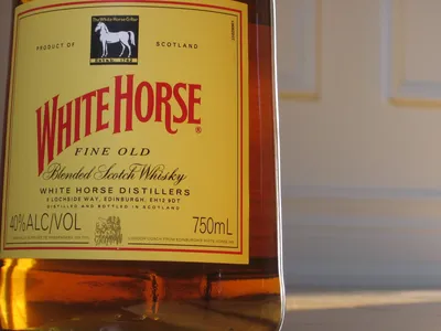 Виски White Horse Blended Scotch Whisky, 40%, 1 л купить в Киеве, Украине |  MAUDAU: цена, отзывы, характеристики