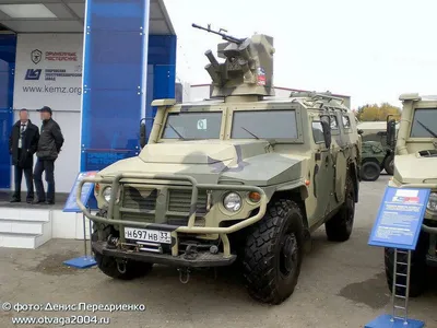 Убийца\" российского \"Тигра\". Китайцы представили военный броневик — Новости