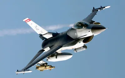Военный самолет F-16 - обои для рабочего стола, картинки, фото
