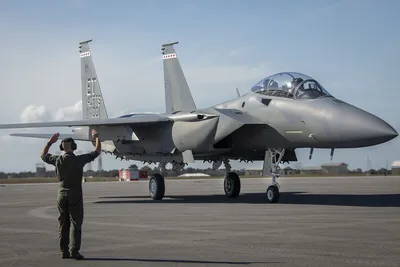 Провал F-22 и F-35? Почему США вернулись к выпуску истребителей F-15 -  Газета.Ru