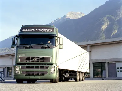 Еще один грузовик с камерами вместо зеркал. Volvo тестирует прототип  наполнен инновационными технологиями | trans.info