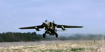 Самолет МИГ-35 (ВВС России) [Готовая модель] (1:32) - Военные самолеты -  космический магазин AstroZona.ru