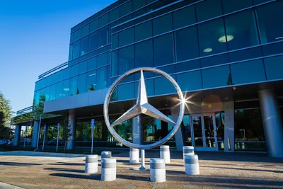 Mercedes-Benz начал строительство первого завода по переработке батарей  электромобилей - КОЛЕСА.ру – автомобильный журнал