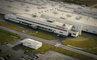 Toyota остановила работу 12 из 14 своих заводов в Японии из-за системного  сбоя