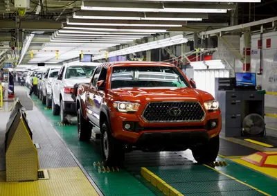 Компания Toyota сократит производство авто на 40% из-за нехватки  компонентов. Новини світового авторинку