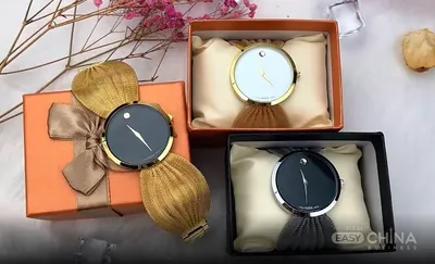 Очень красивые женские наручные часы серебристого цвета с черным  циферблатом, отображение даты — цена 525 грн в каталоге Часы ✓ Купить  женские вещи по доступной цене на Шафе | Украина #135458245
