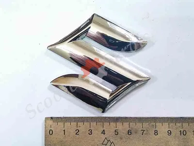 Эмблема значок suzuki swift - серебро с фото купить в Украине недорого