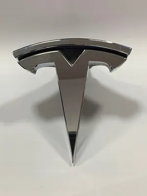 значок (эмблема) крышки багажника Tesla Model S 2-й рест. 2022 | 9941524