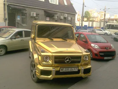 Mercedes-Benz C63 Золотой 3D Модель $147 - .skp .3ds .dae .fbx .unknown -  Free3D